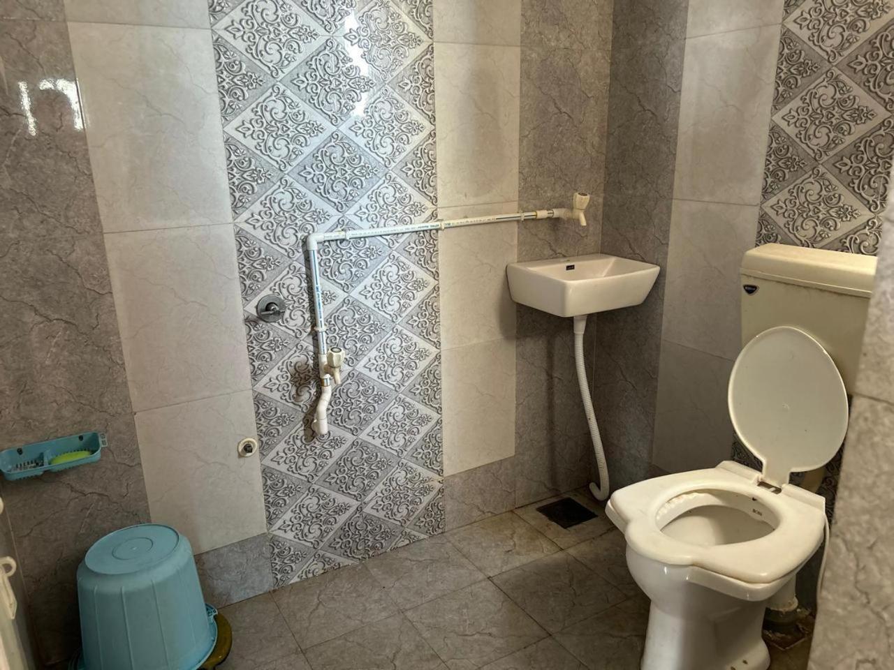 Dwarka Home Stay Ruang foto